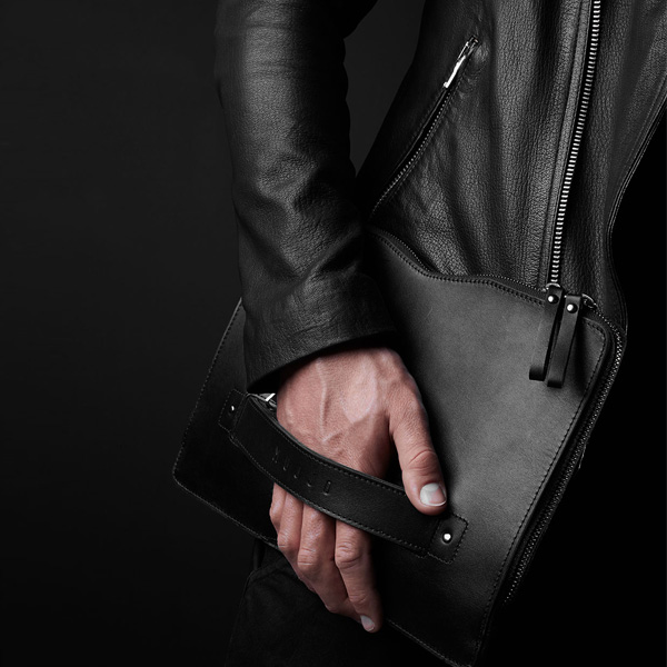ویدیو کیف مک بوک 12 اینچ موجو مدل Carry On folio sleeve، ویدیو Bag MacBook Mujjo Carry On folio sleeve for the 12 inch