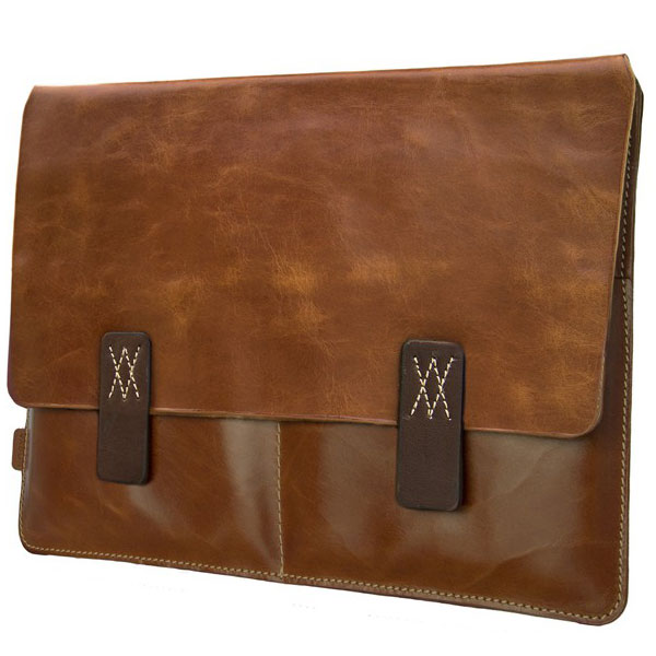 عکس VORYA Leather Portfolio 12" Caramel، عکس کیف چرمی وریا مناسب برای مک بوک 12 اینچ (کاراملی)