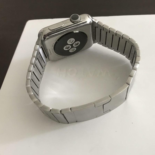 عکس دست دوم ساعت اپل بدنه استیل بند استیل 42 میلیمتر، عکس Used Apple Watch Stainless Steel Case Link Bracelet Band 42 mm